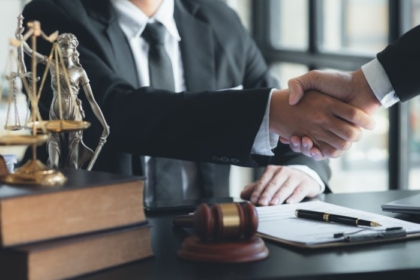 6 Situations When Every Businessperson Should Hire a Lawyer