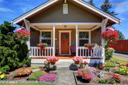 How to Add Life to Your Front Yard Design